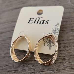 J025.Nwt Ella Gold Tone Women's Earrings